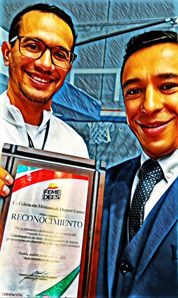 OSCAR SALAZAR